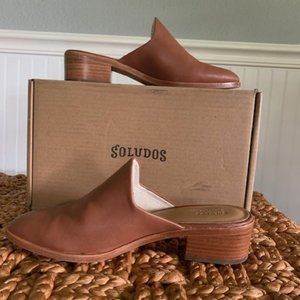 EUC (worn once) Soludos Size 9 Leather Venetian Mule Tan